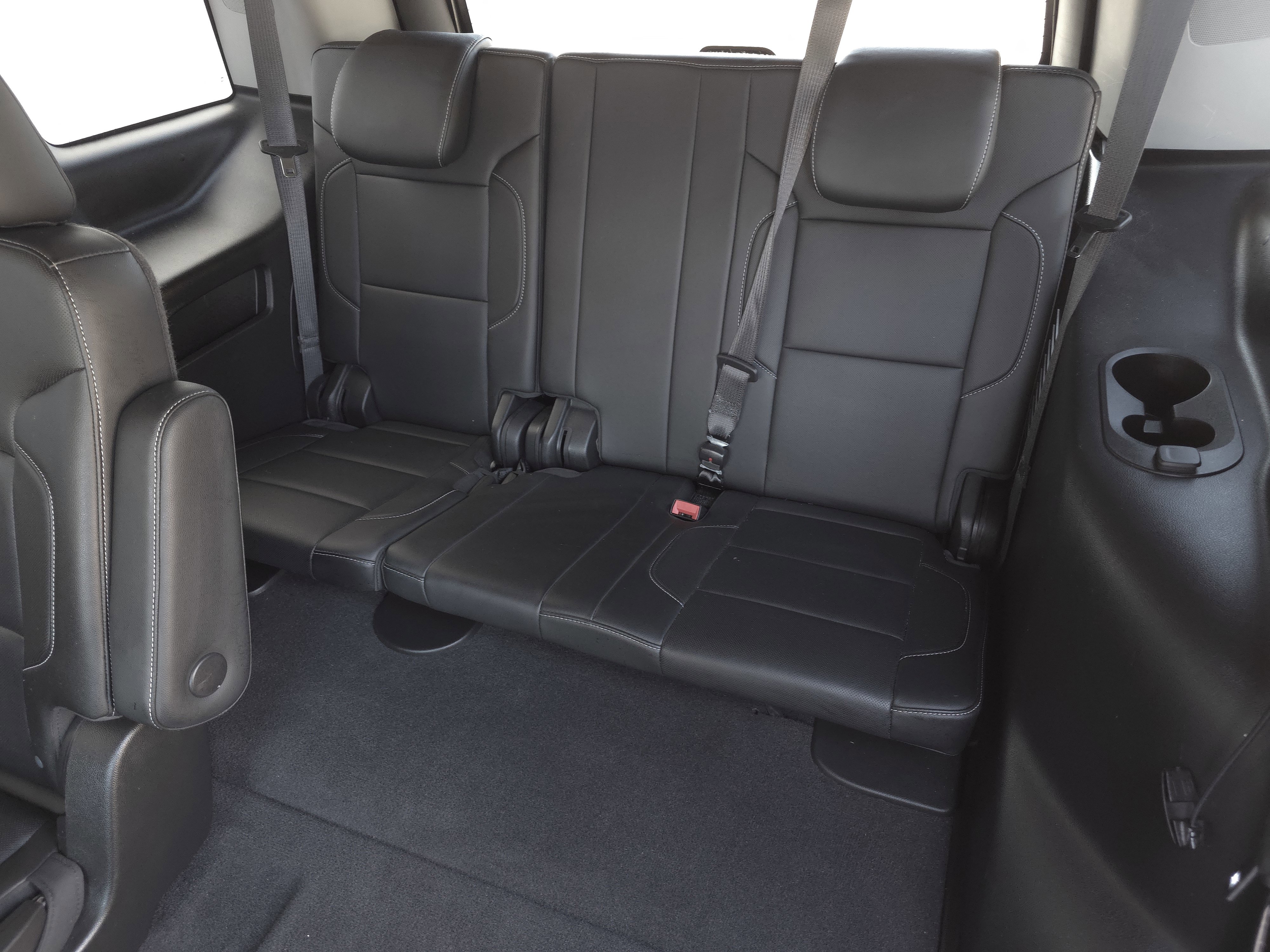 Used 2020 Chevrolet Tahoe Premier w/ RST 6.2L Performance Edition image 35