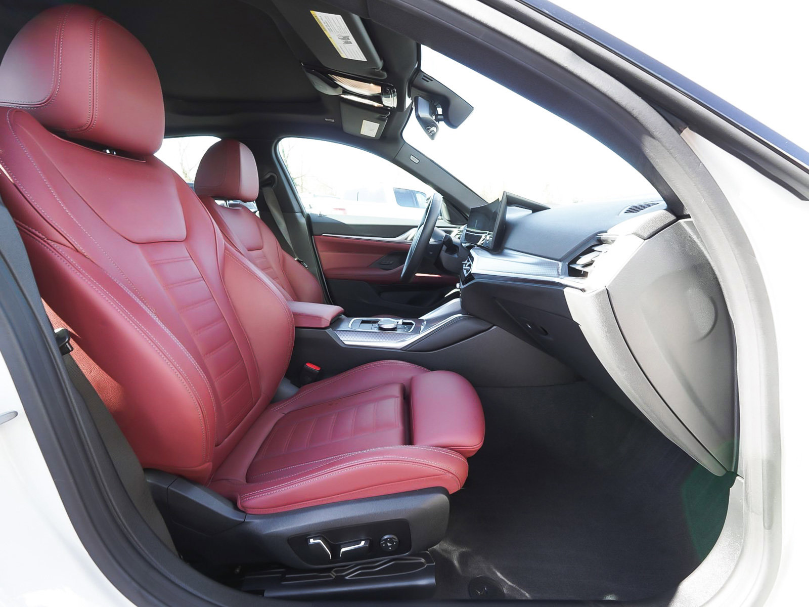 Used 2024 BMW i4 xDrive40i w/ M Sport Package image 42