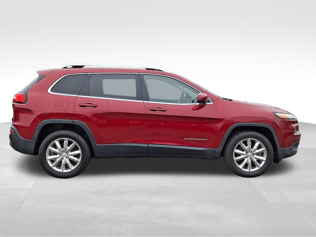 Used 2017 Jeep Cherokee Limited w/ Luxury Group image 8