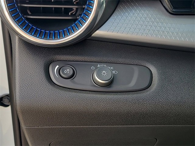 New 2026 Chevrolet Trax LT image 25