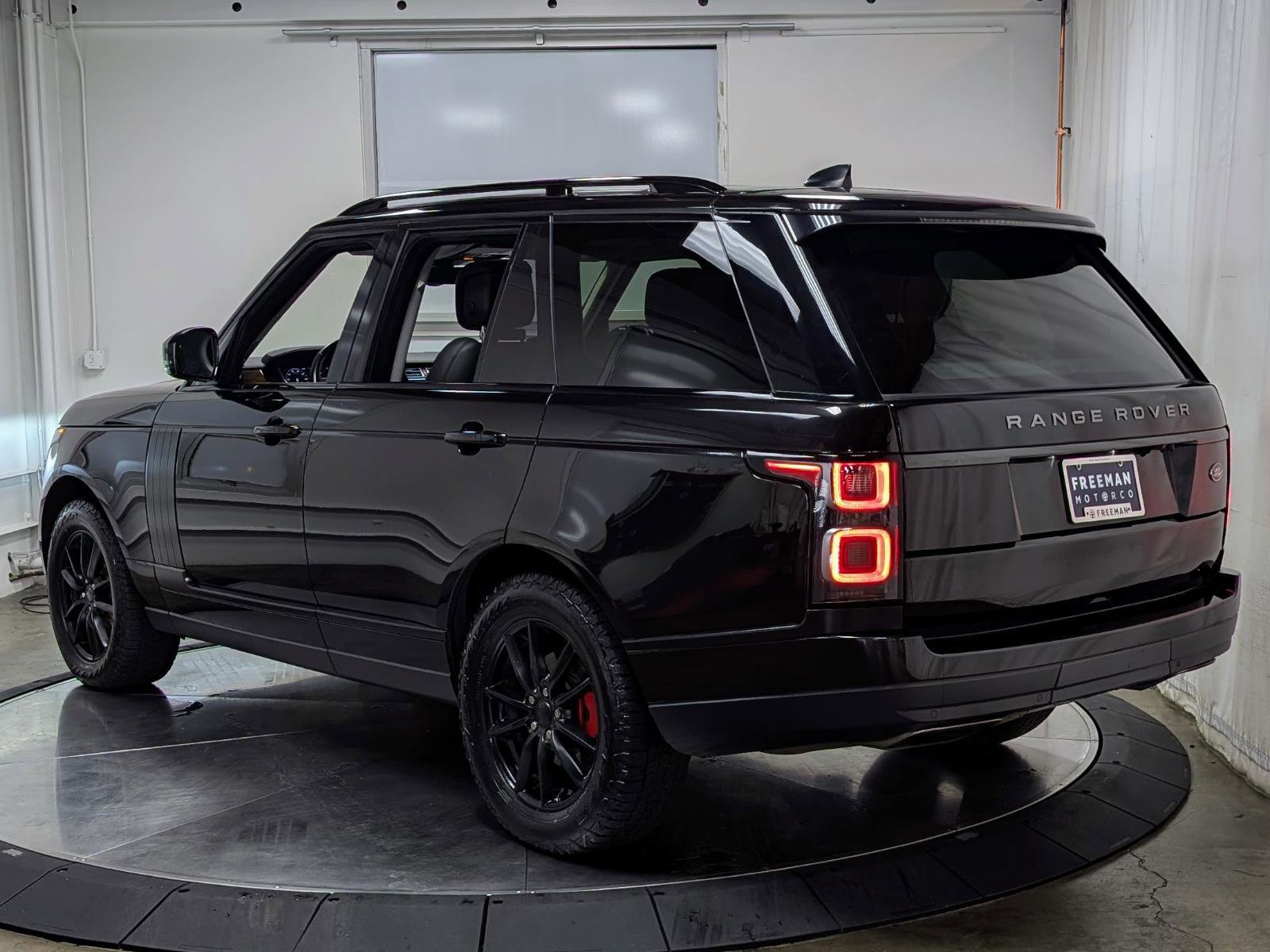 Used 2020 Land Rover Range Rover image 7
