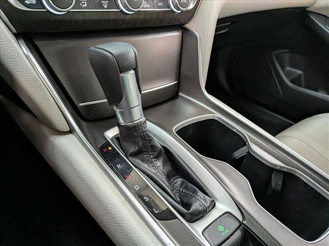 Used 2018 Honda Accord EX image 18