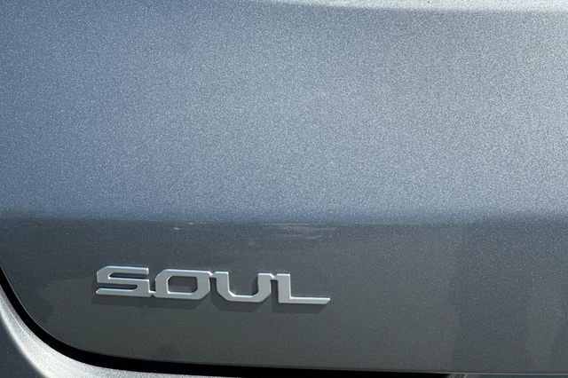 Used 2023 Kia Soul LX w/ LX Technology Package image 30