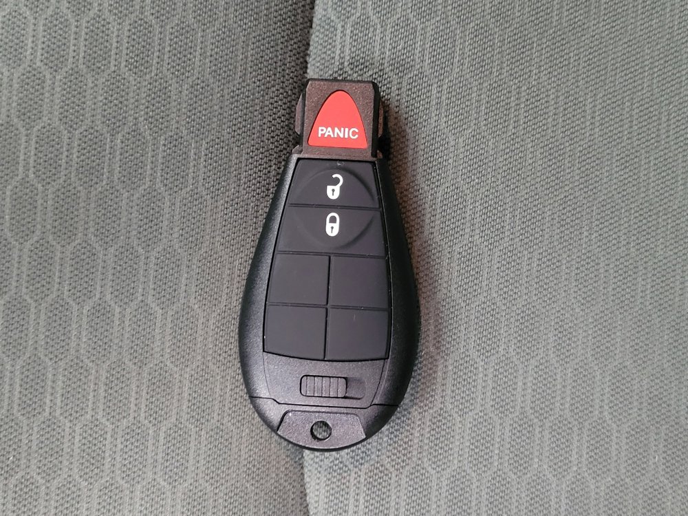 Used 2015 RAM 1500 Express image 32