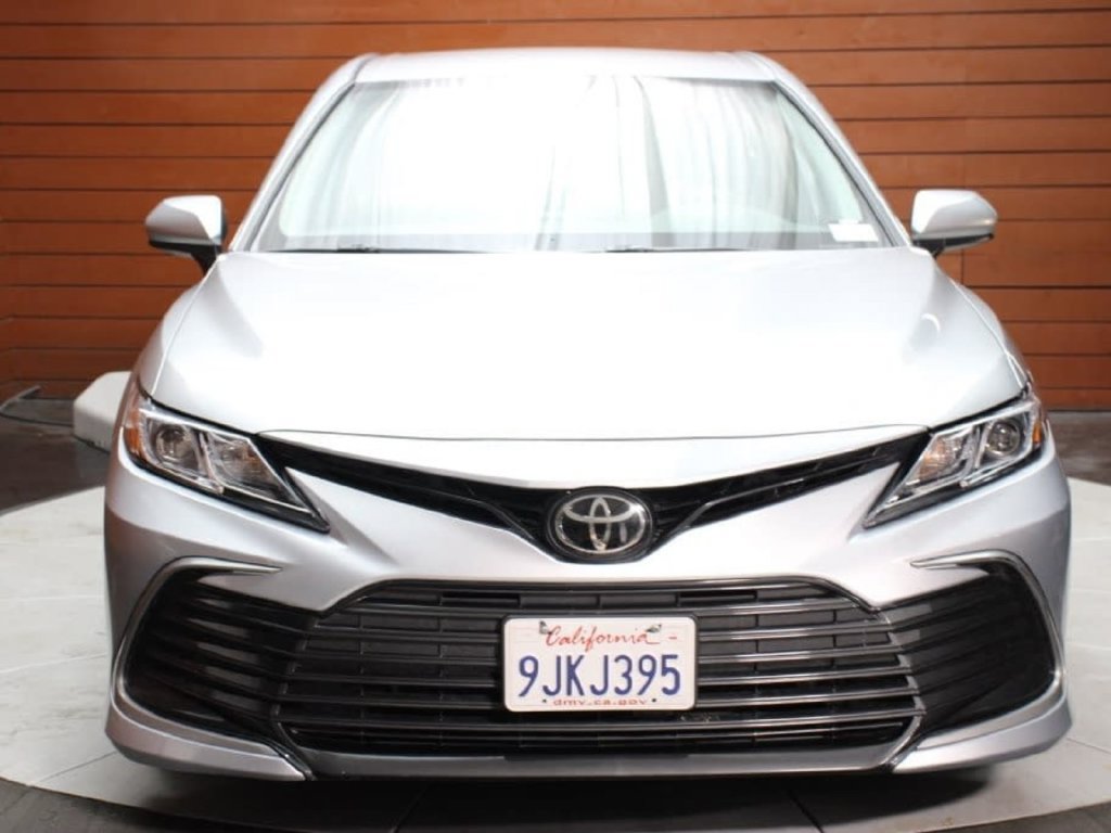 Used 2024 Toyota Camry LE FWD image 26