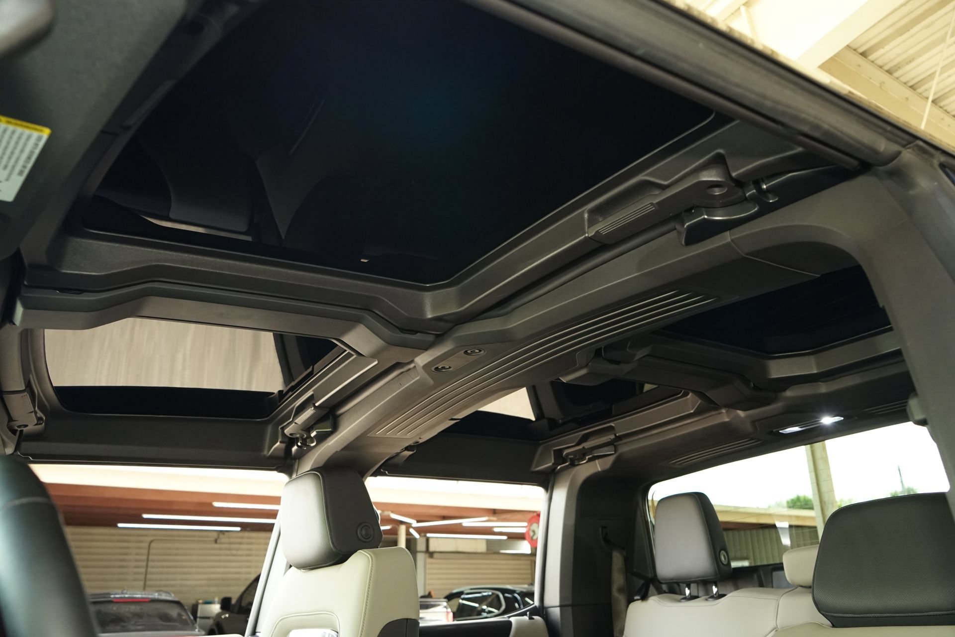 Used 2026 GMC Hummer EV 4x4 Crew Cab w/ LPO, Dark Essentials Package image 13