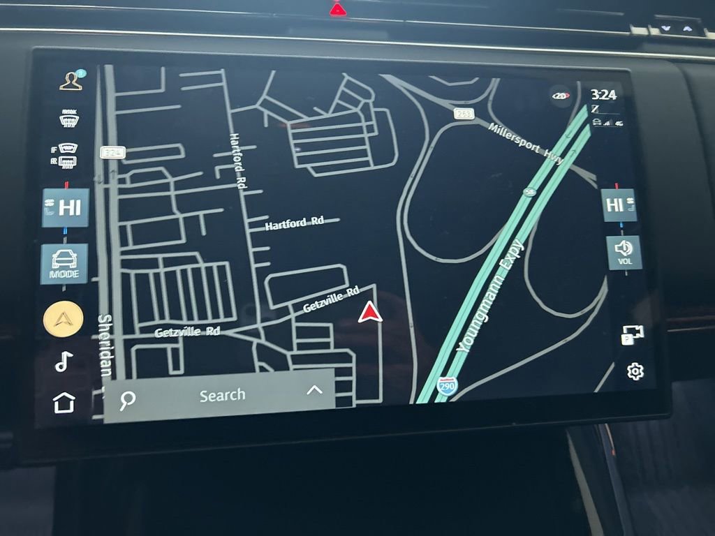 Used 2024 Land Rover Range Rover Sport SE image 8