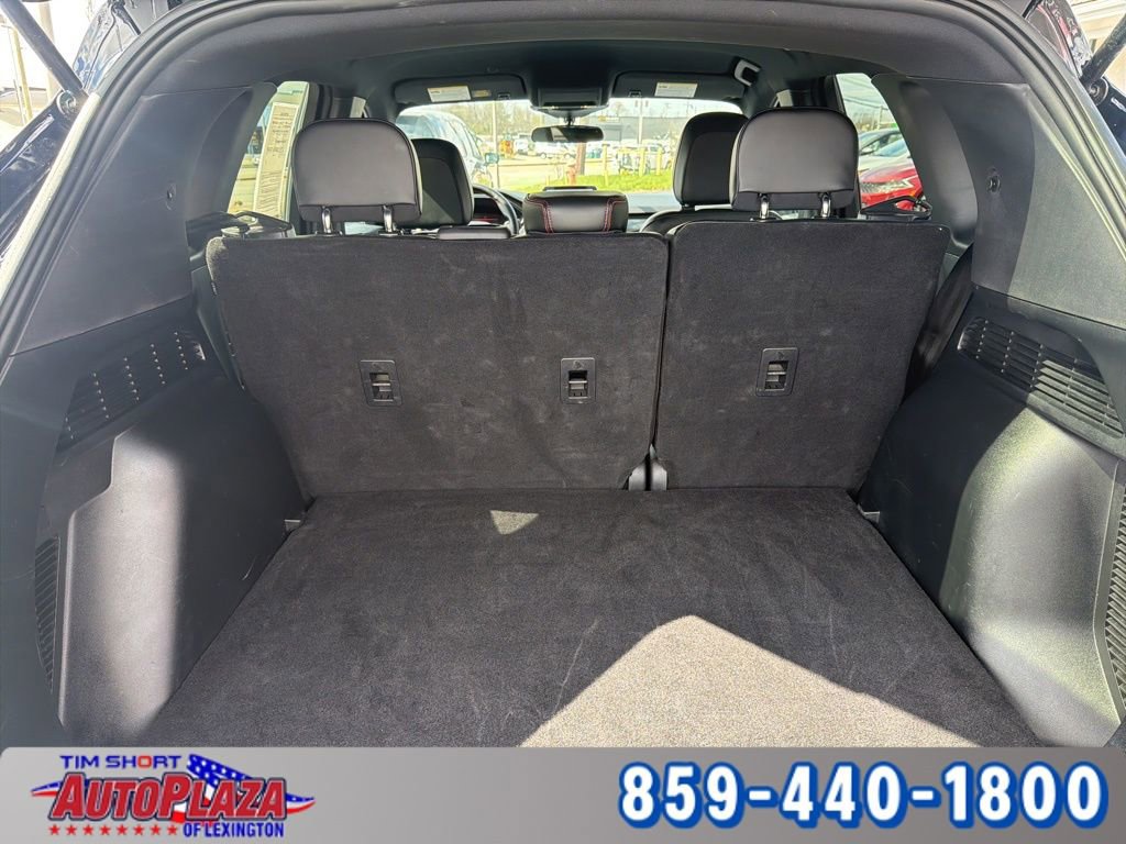 Used 2025 Ford Escape ST-Line image 24