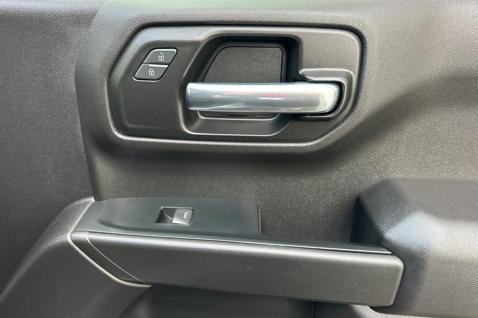 Used 2023 Chevrolet Silverado 1500 Custom RWD image 21