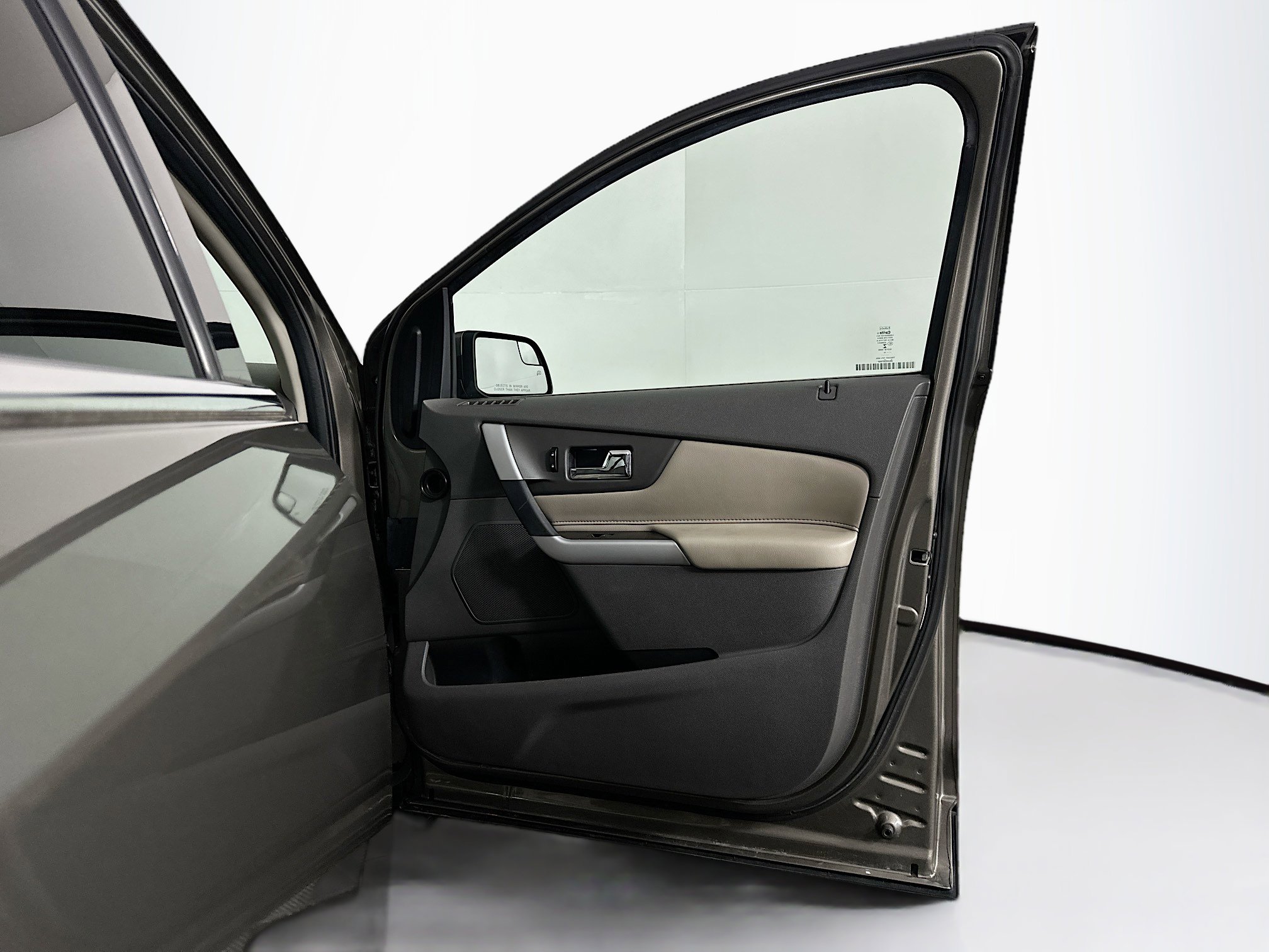 Used 2014 Ford Edge Limited AWD/4WD image 31