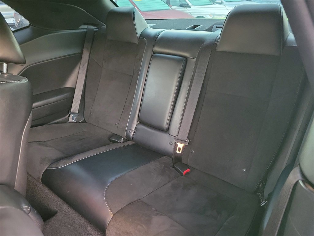 Used 2015 Dodge Challenger R/T Plus image 12
