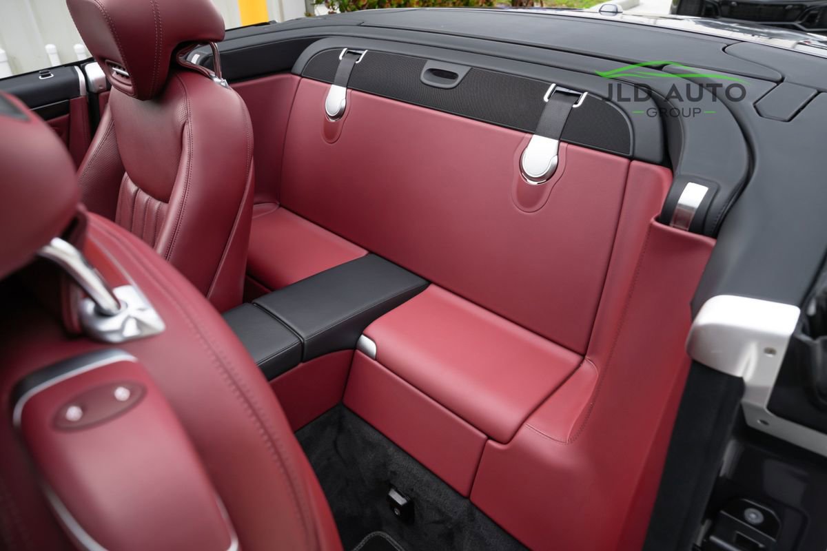 Used 2012 Mercedes-Benz SL 550 image 16