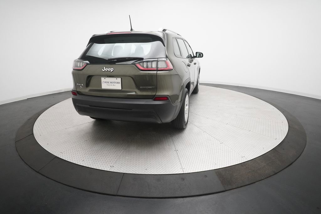 Used 2019 Jeep Cherokee Sport w/ Cold Weather Group image 13