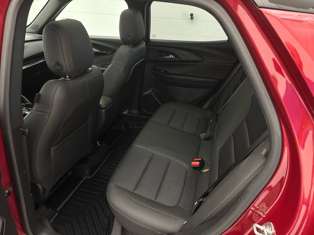 Used 2021 Chevrolet TrailBlazer RS w/ Sun and Liftgate Package FWD image 40