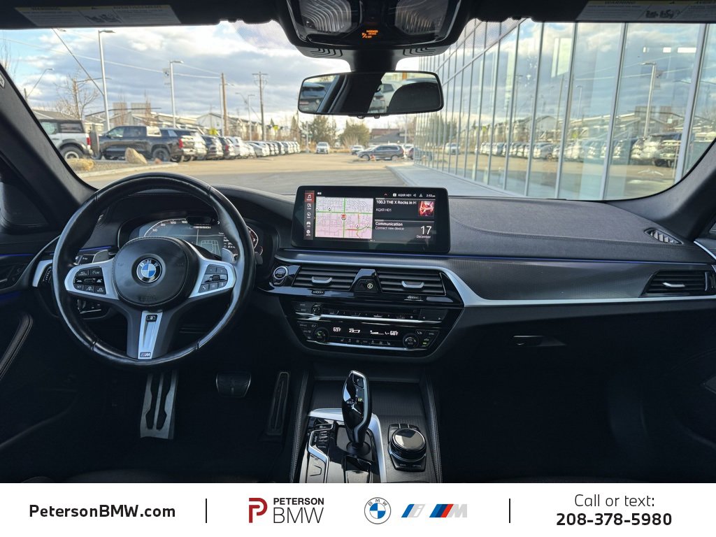 Used 2023 BMW M550i xDrive w/ Executive Package image 2