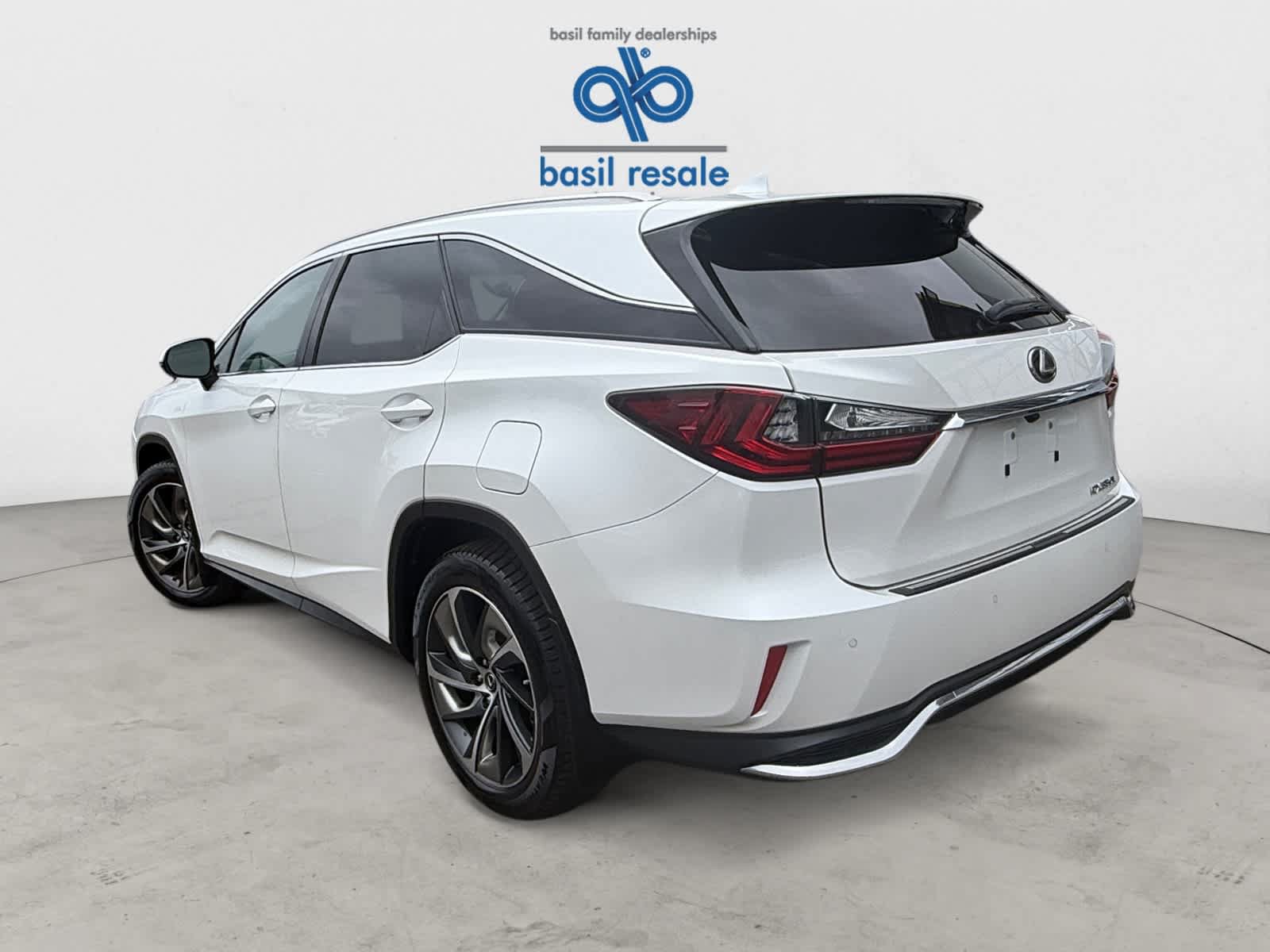 Used 2019 Lexus RX 350L Luxury w/ Accessory Package AWD/4WD image 4