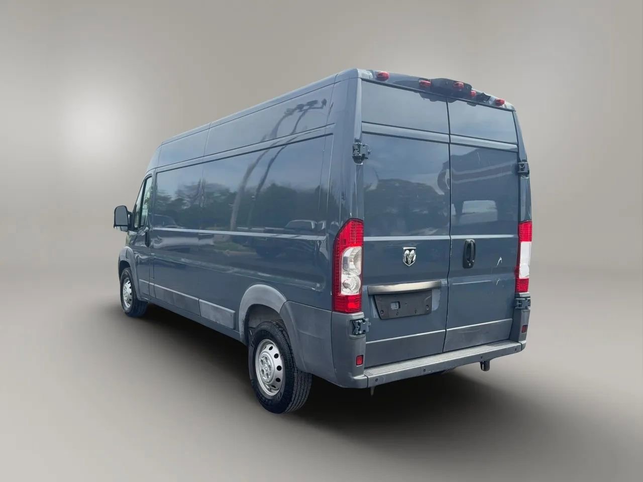 Used 2018 RAM ProMaster 2500 FWD image 5