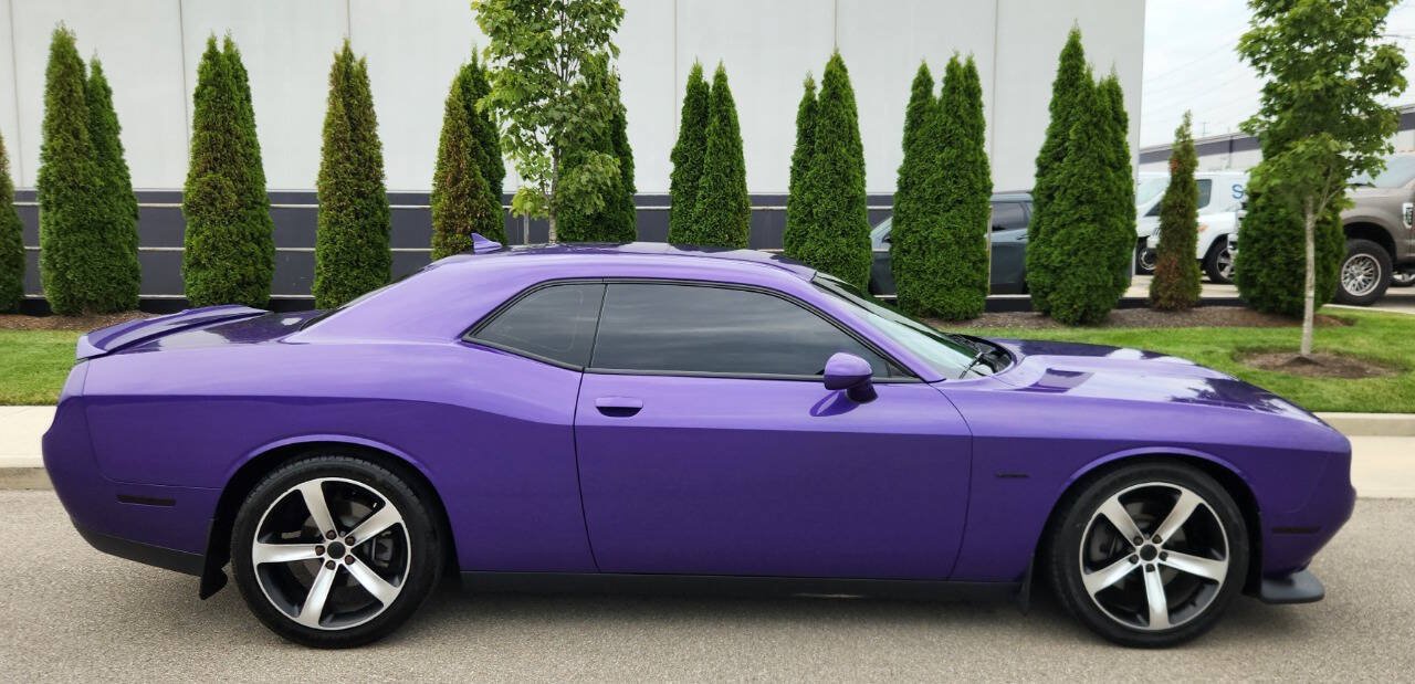 Used 2019 Dodge Challenger R/T w/ Plus Package RWD image 5