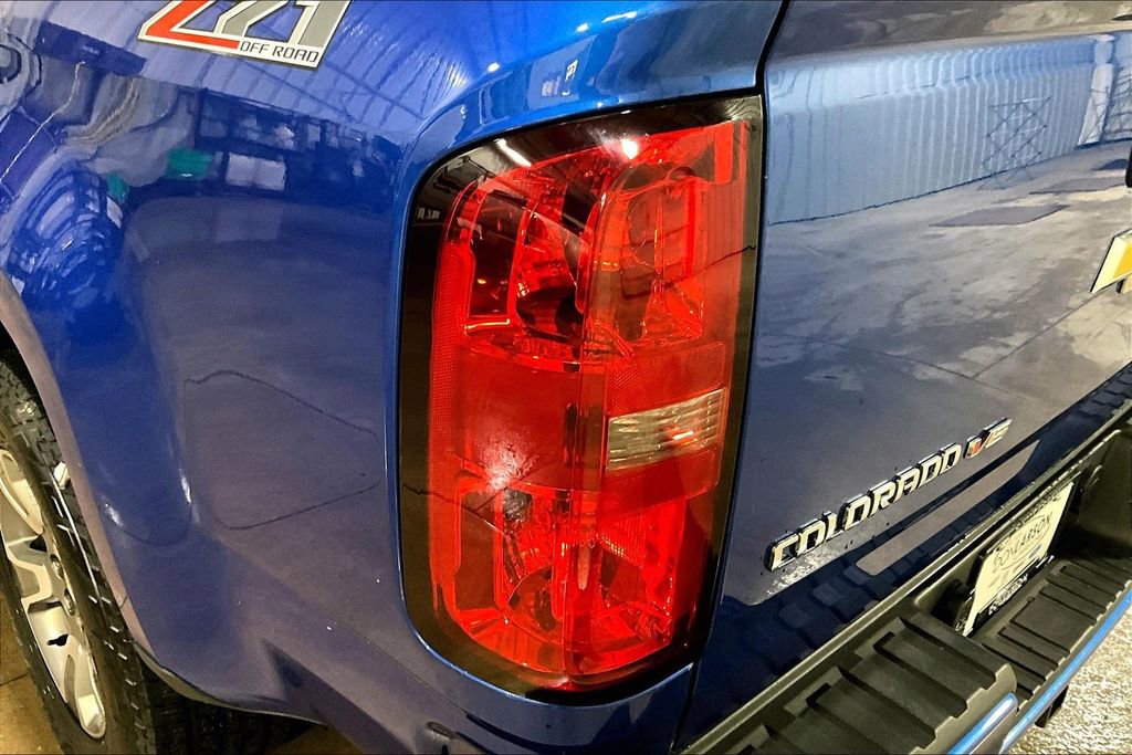 Used 2019 Chevrolet Colorado Z71 AWD/4WD image 8