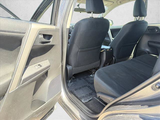 Used 2016 Toyota RAV4 LE FWD image 18