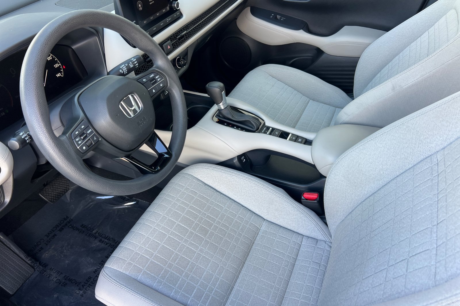Used 2025 Honda HR-V LX image 10
