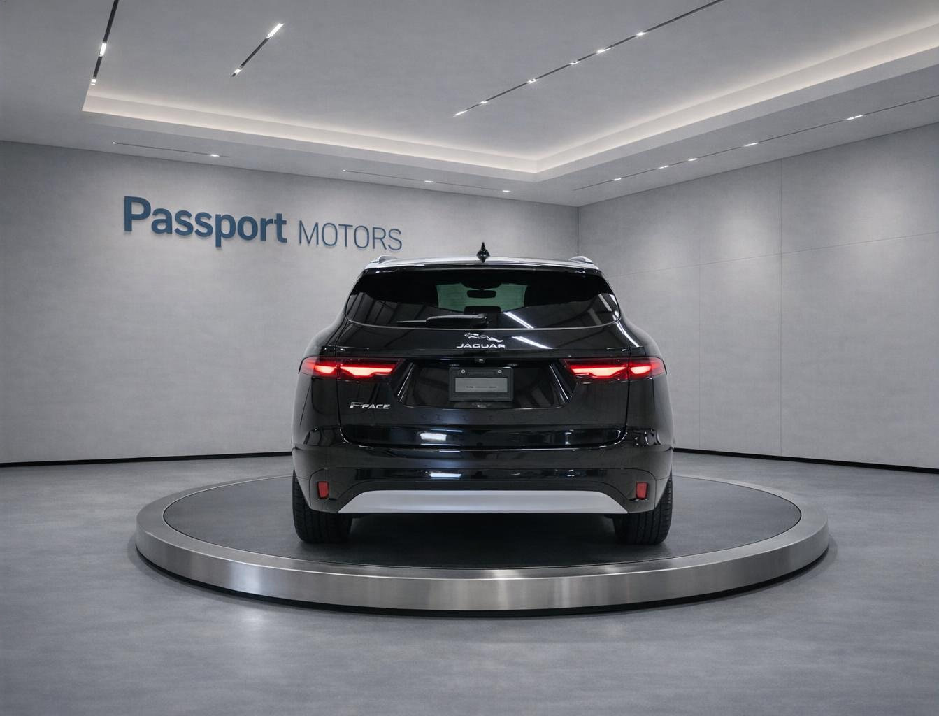 Used 2023 Jaguar F-PACE S AWD/4WD image 5