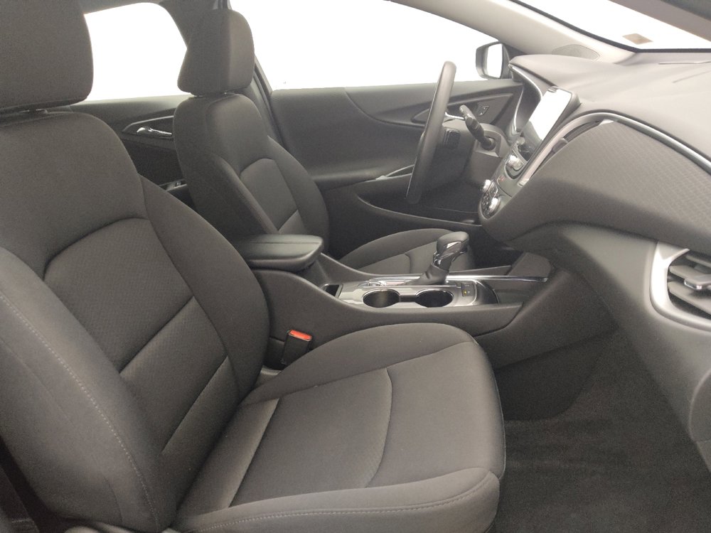 Used 2024 Chevrolet Malibu LT image 21