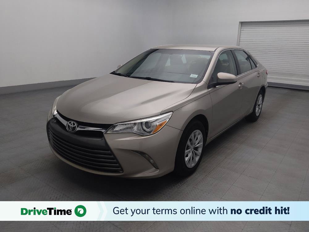 Used 2016 Toyota Camry LE FWD image 1