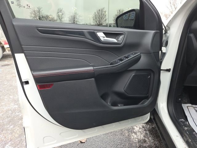 Certified 2025 Ford Escape ST-Line w/ Tech Pack #1 image 22