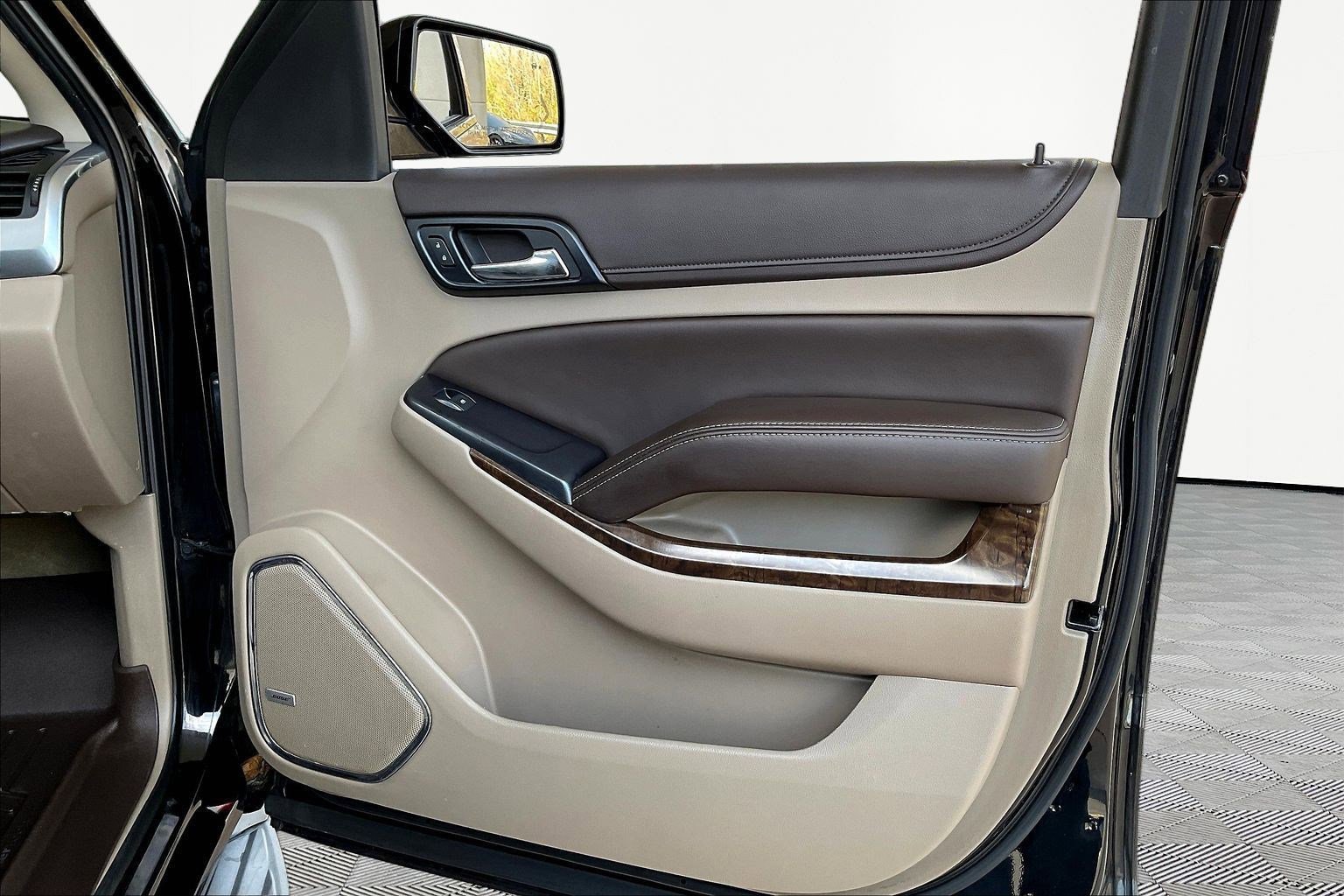 Used 2015 Chevrolet Tahoe LT image 29