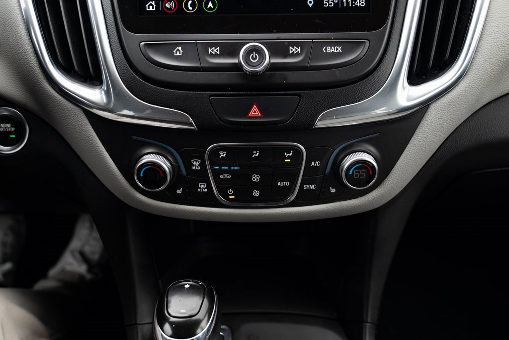 Used 2019 Chevrolet Equinox LT image 16