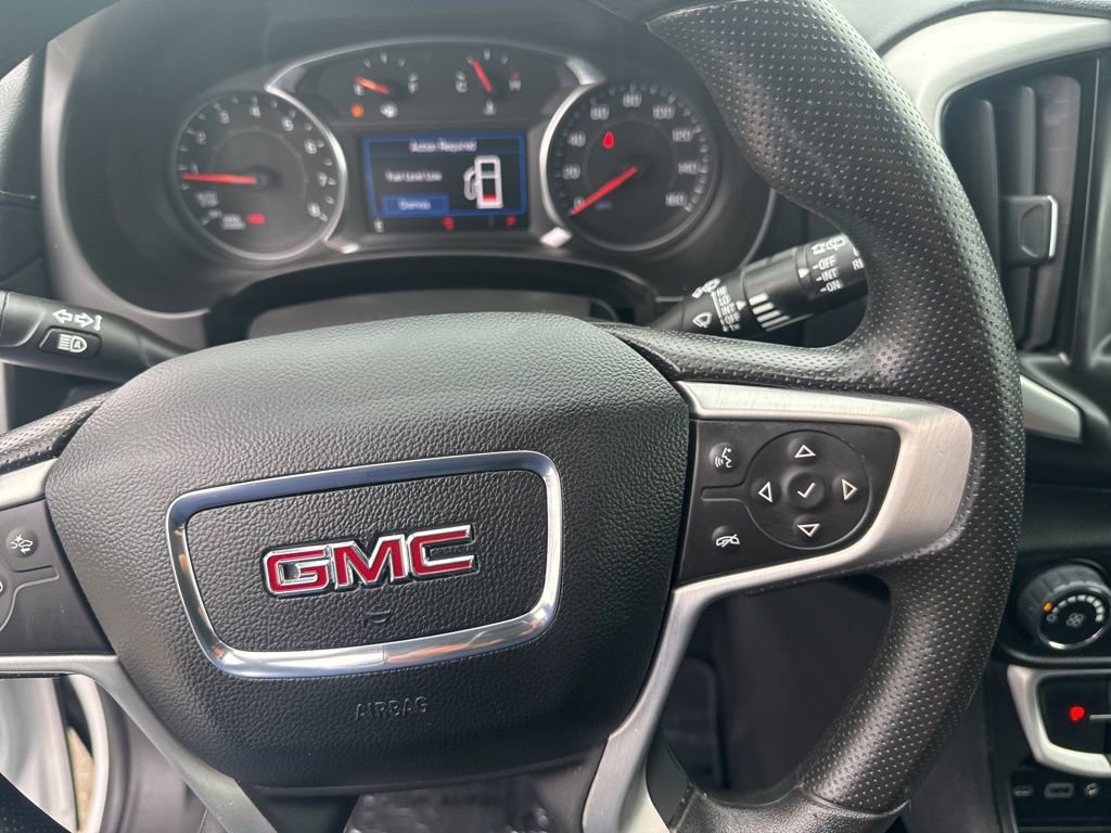 Used 2022 GMC Terrain SLE image 15