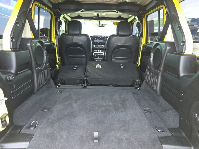 Used 2022 Jeep Wrangler Unlimited Sport w/ Xtreme Recon 35" Tire Package AWD/4WD image 24