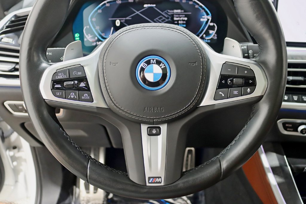 Used 2023 BMW X5 xDrive45e w/ Executive Package AWD/4WD image 17