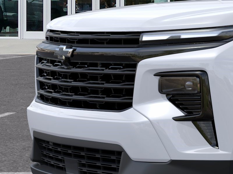 New 2027 Chevrolet Traverse LT w/ Midnight/Sport Edition FWD image 15