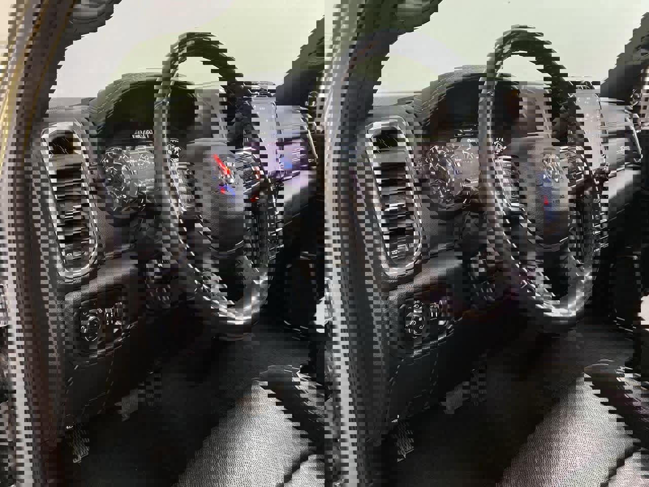 Used 2020 RAM 3500 Laramie image 2