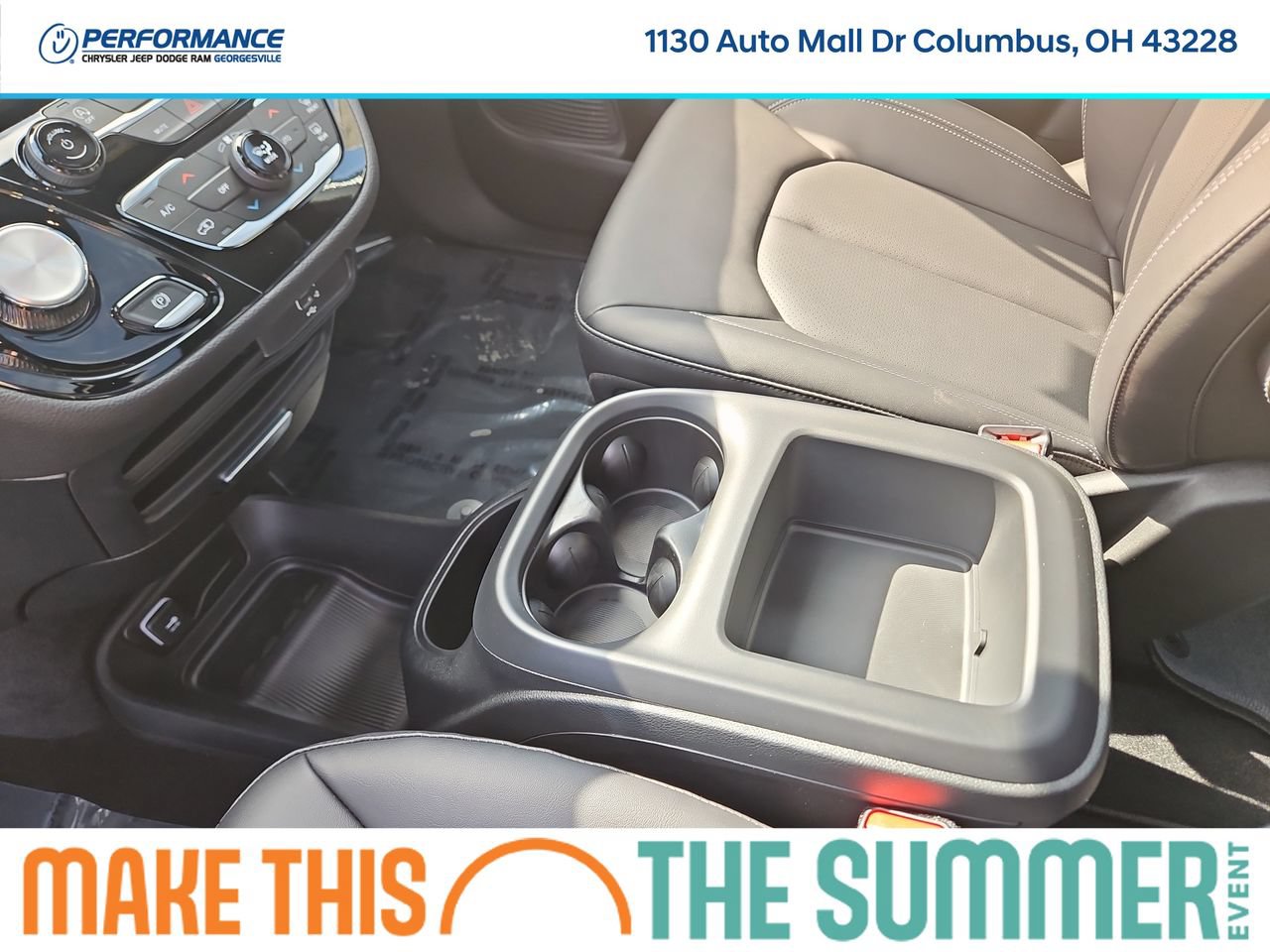 New 2026 Chrysler Pacifica Select w/ S Appearance Package FWD image 32