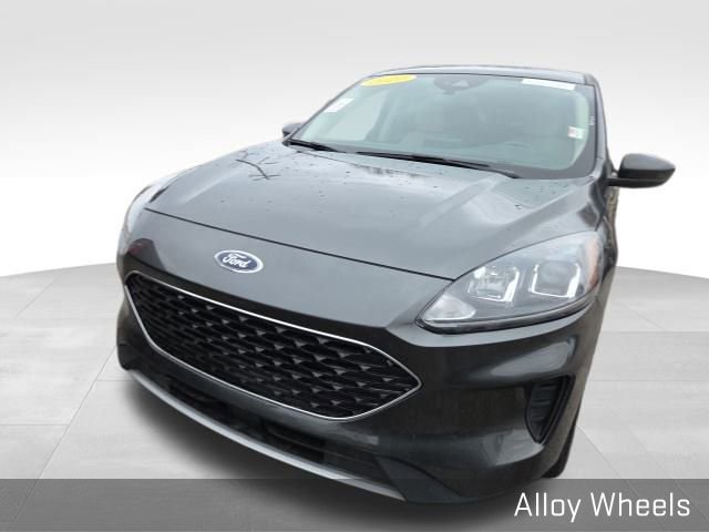 Used 2020 Ford Escape SE image 5