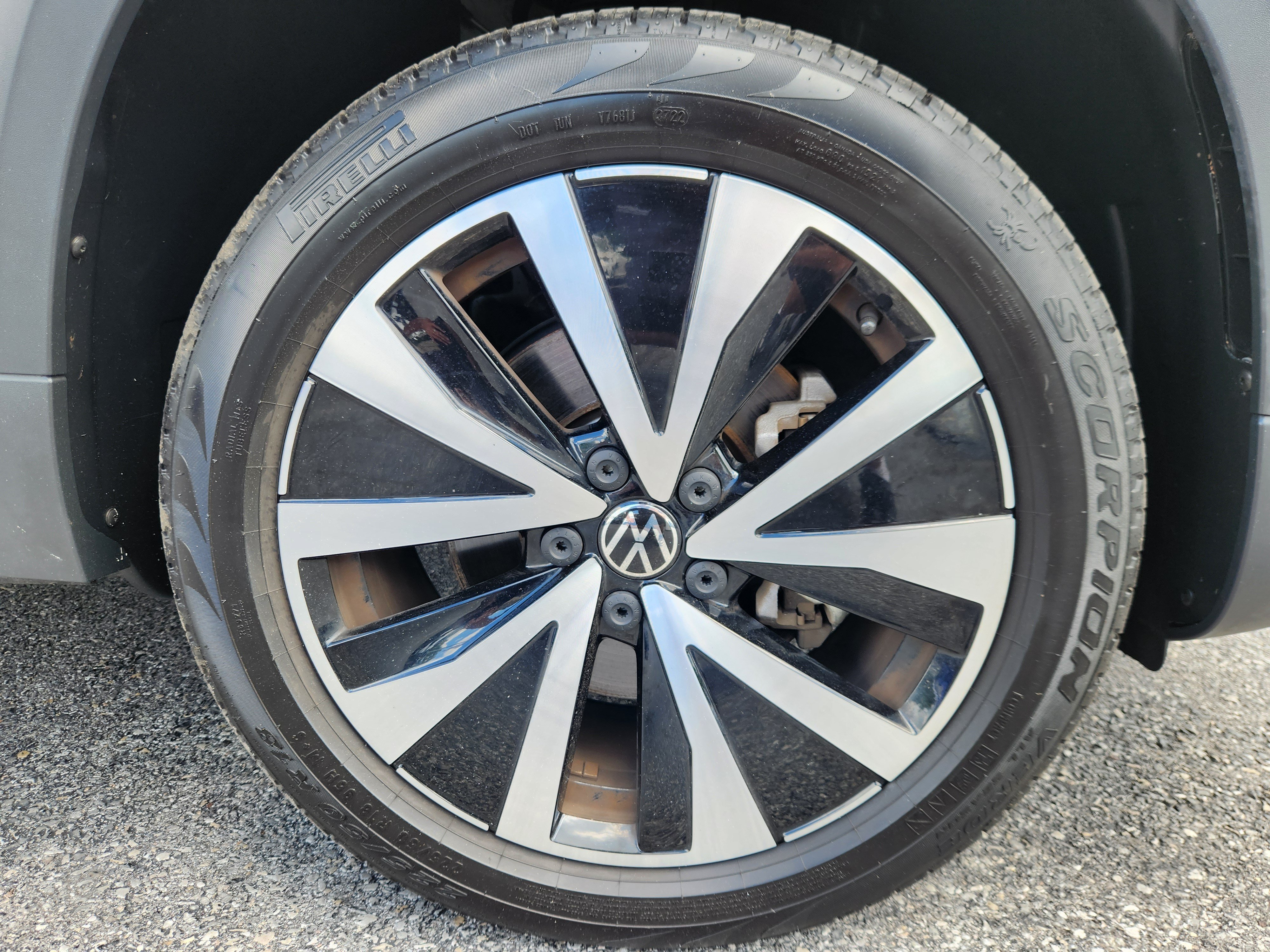 Used 2023 Volkswagen Taos SE AWD/4WD image 19