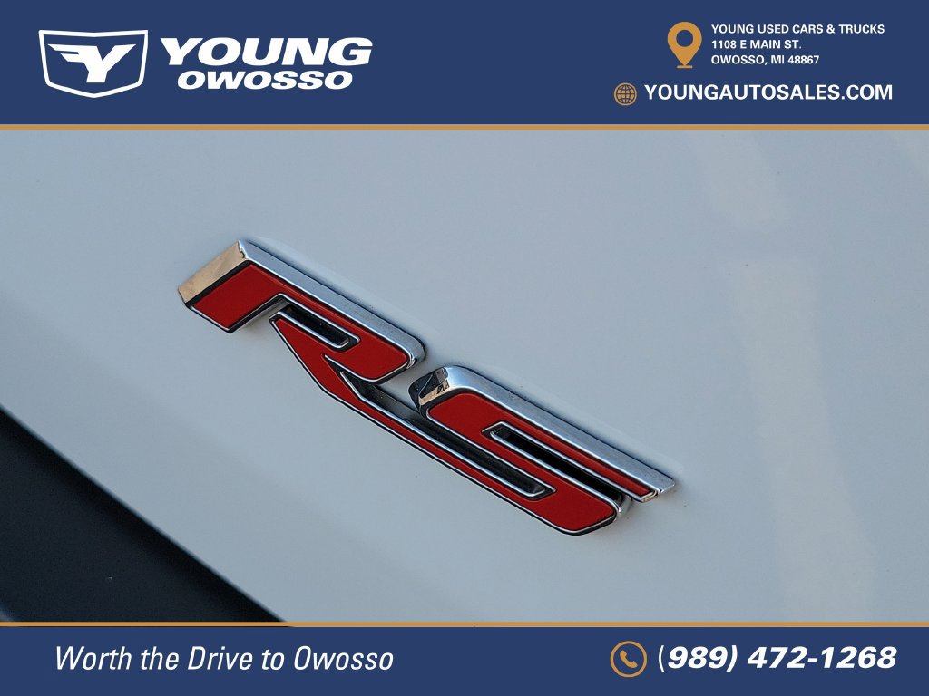 Used 2024 Chevrolet Traverse RS w/ LPO, Floor Liner Package AWD/4WD image 33