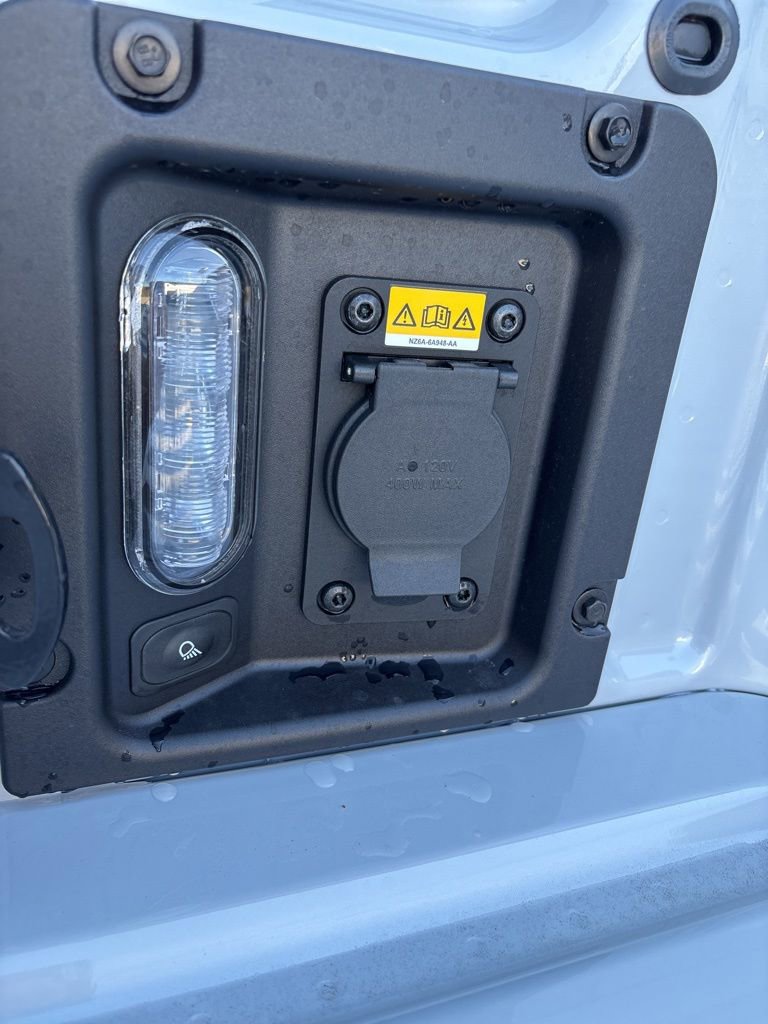 New 2025 Ford Maverick XLT image 32