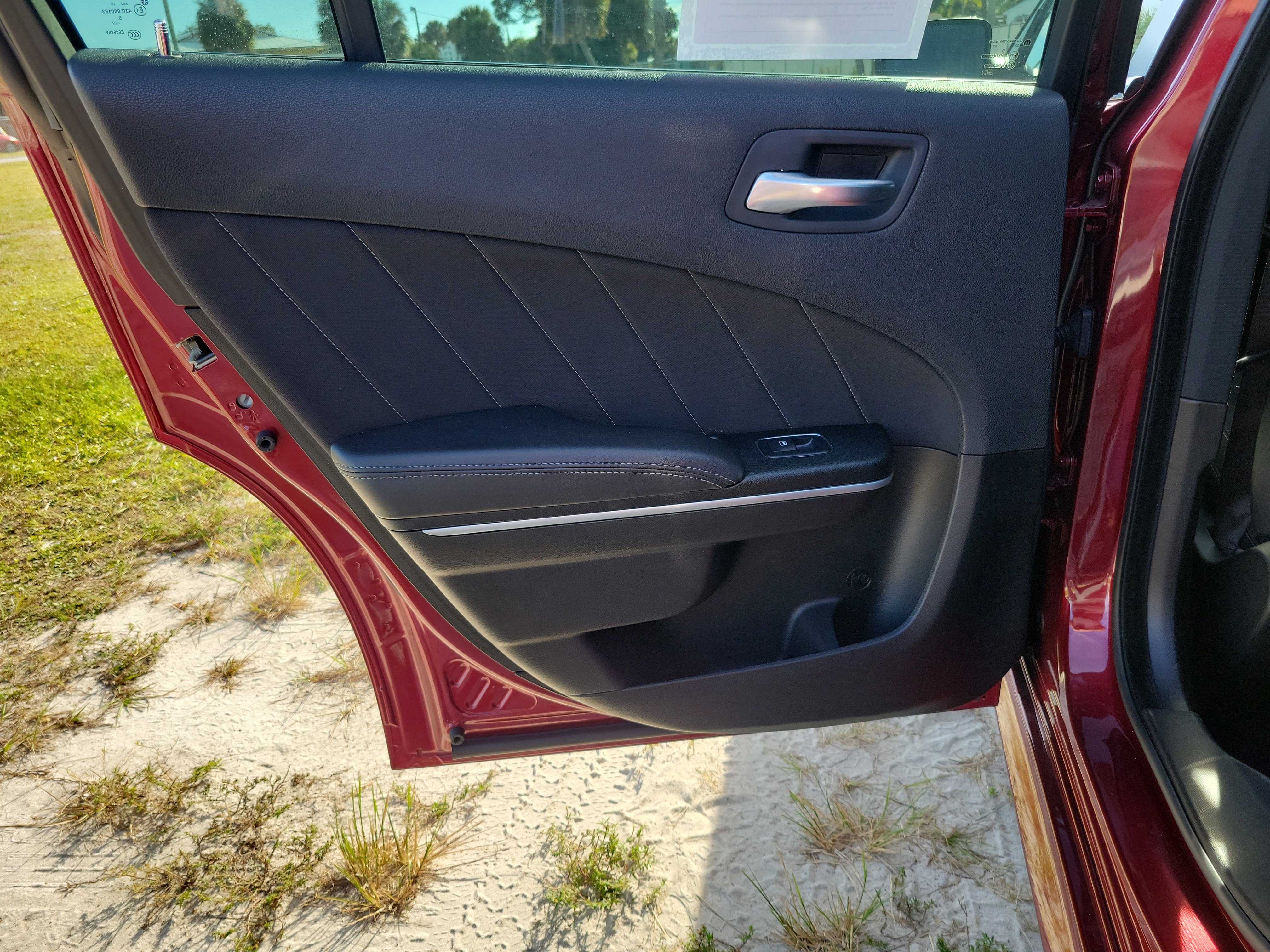 Used 2022 Dodge Charger R/T image 9