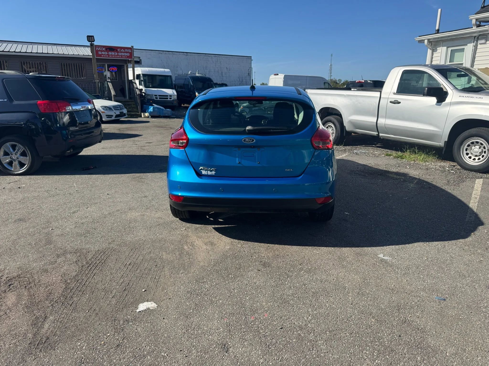 Used 2017 Ford Focus SEL image 7