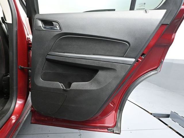 Used 2016 Chevrolet Equinox LTZ w/ Enhanced Convenience Package image 40