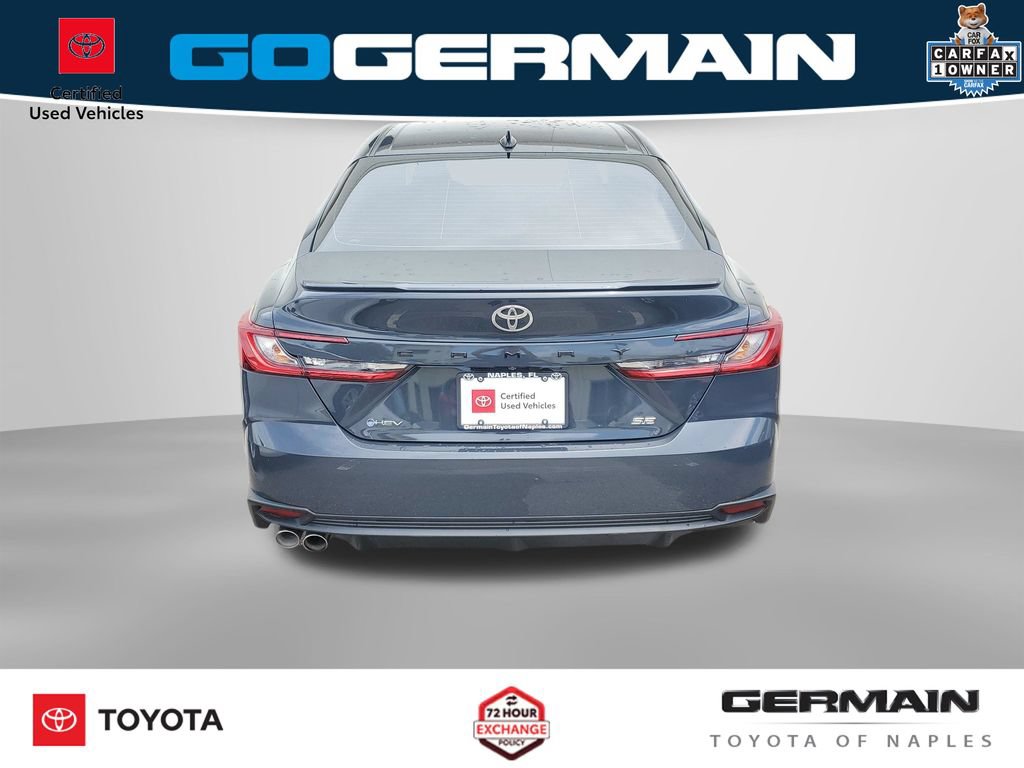 Used 2025 Toyota Camry SE w/ Convenience Package FWD image 10