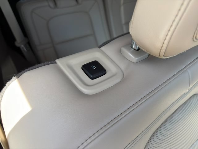 Used 2024 Lincoln Aviator Reserve w/ Equipment Group 201A RWD image 13