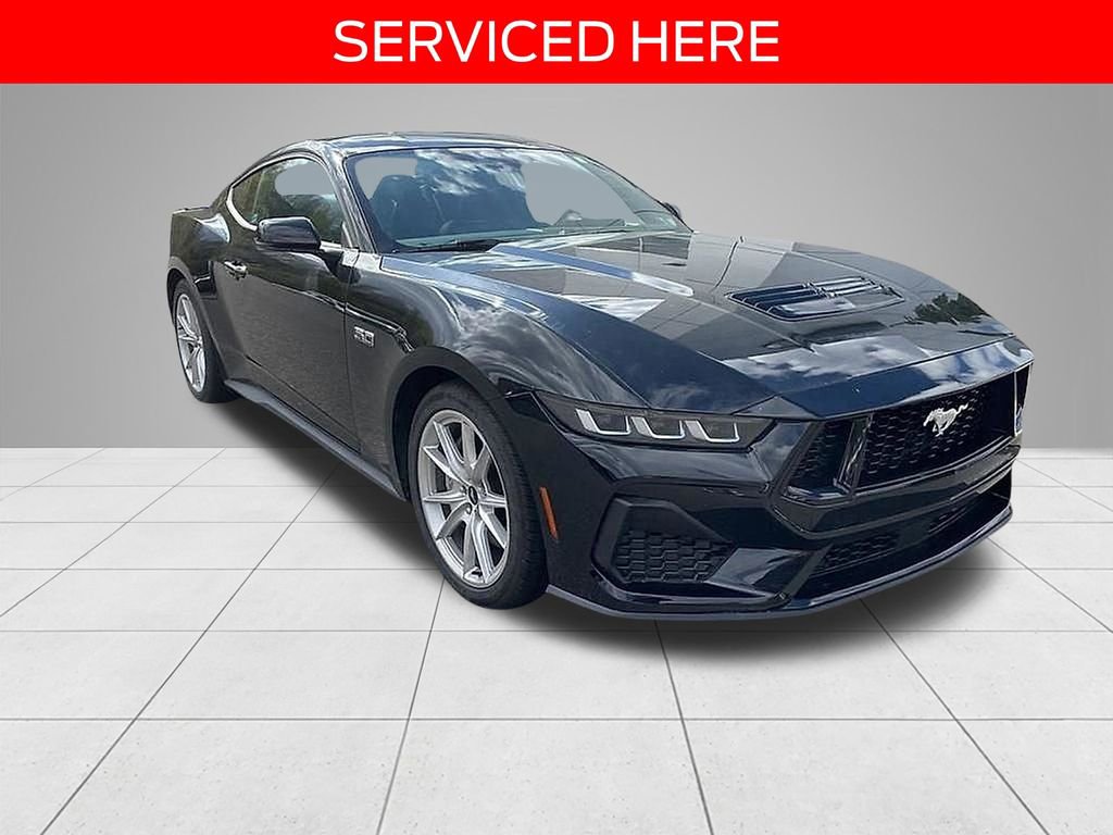 Used 2024 Ford Mustang GT Premium image 3