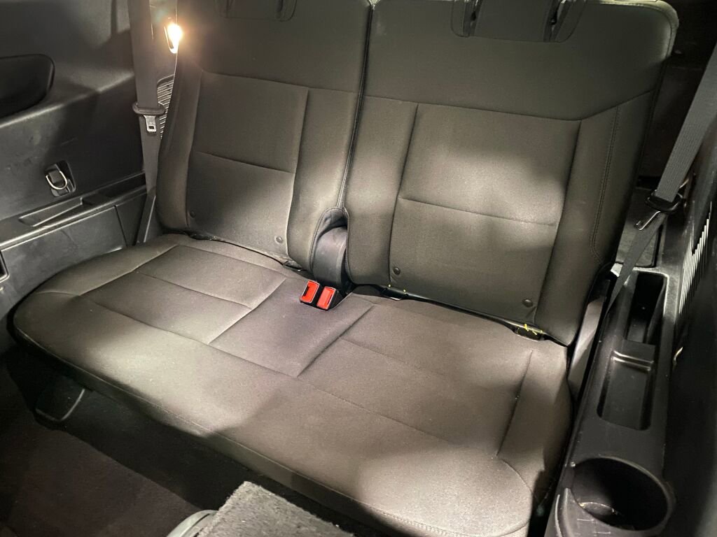 Used 2021 Ford Explorer XLT image 7