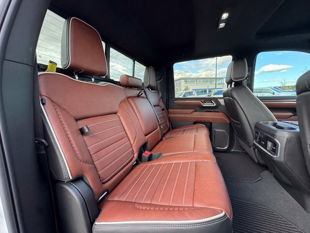 Certified 2025 GMC Sierra 2500 Denali Ultimate AWD/4WD image 27