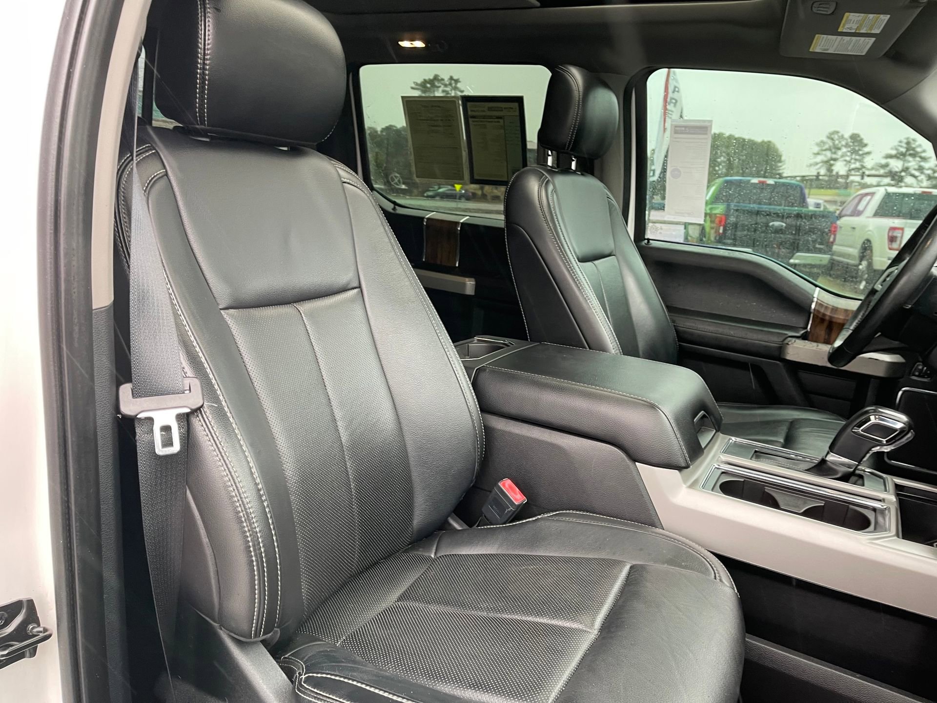 Used 2019 Ford F150 Lariat w/ Equipment Group 502A Luxury image 27